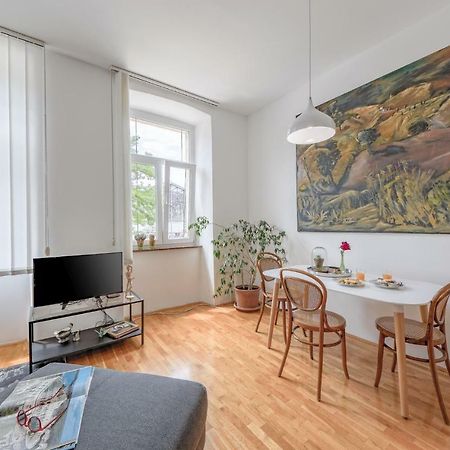 Markaat Apartment Pula Exterior photo