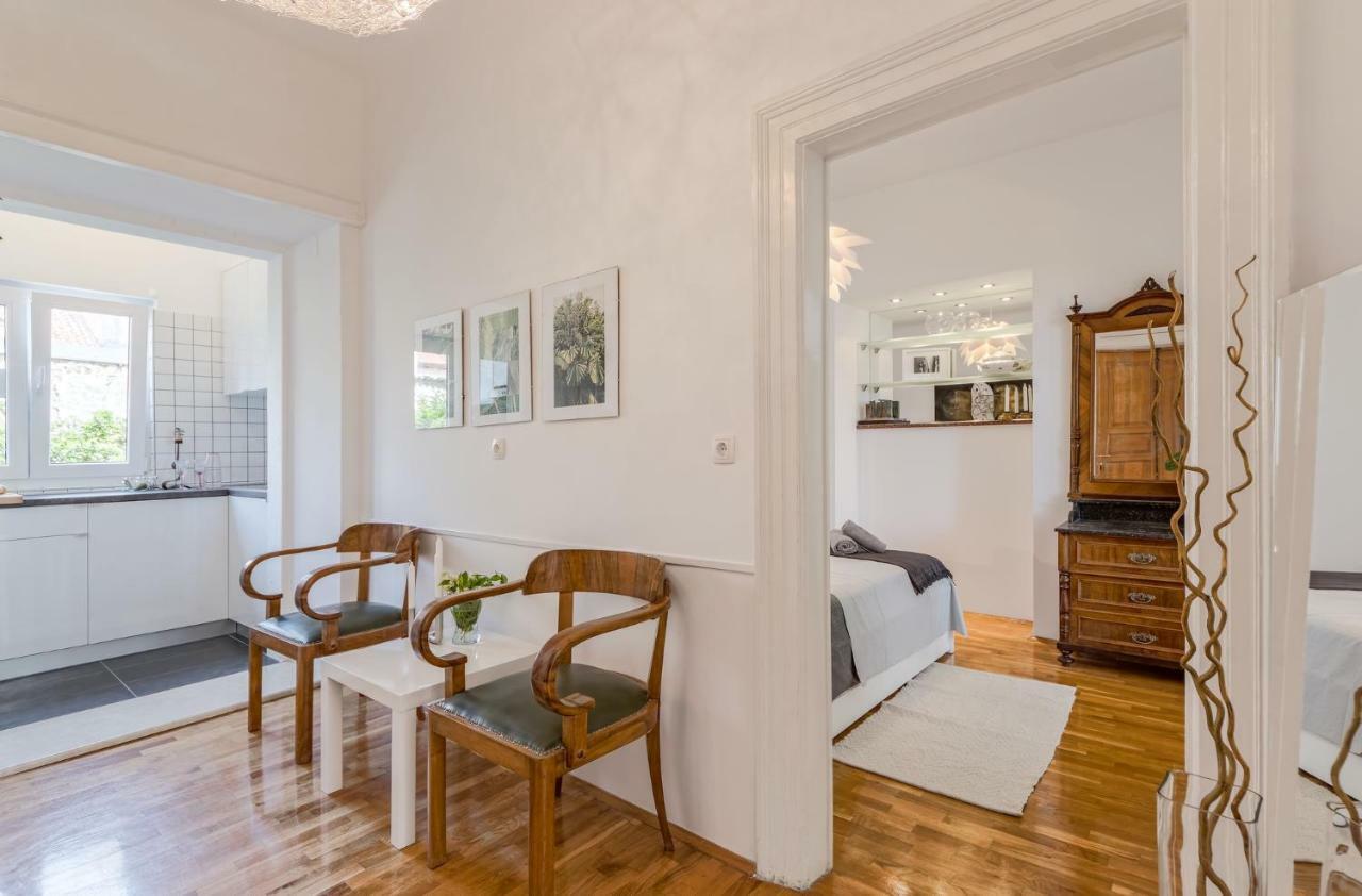 Markaat Apartment Pula Exterior photo